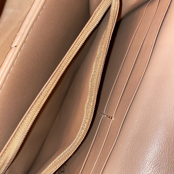 URBAN EXPRESSIONS “Stephanie” Quilted Crossbody Purse Vegan Leather in Camel - Picture 7 of 7